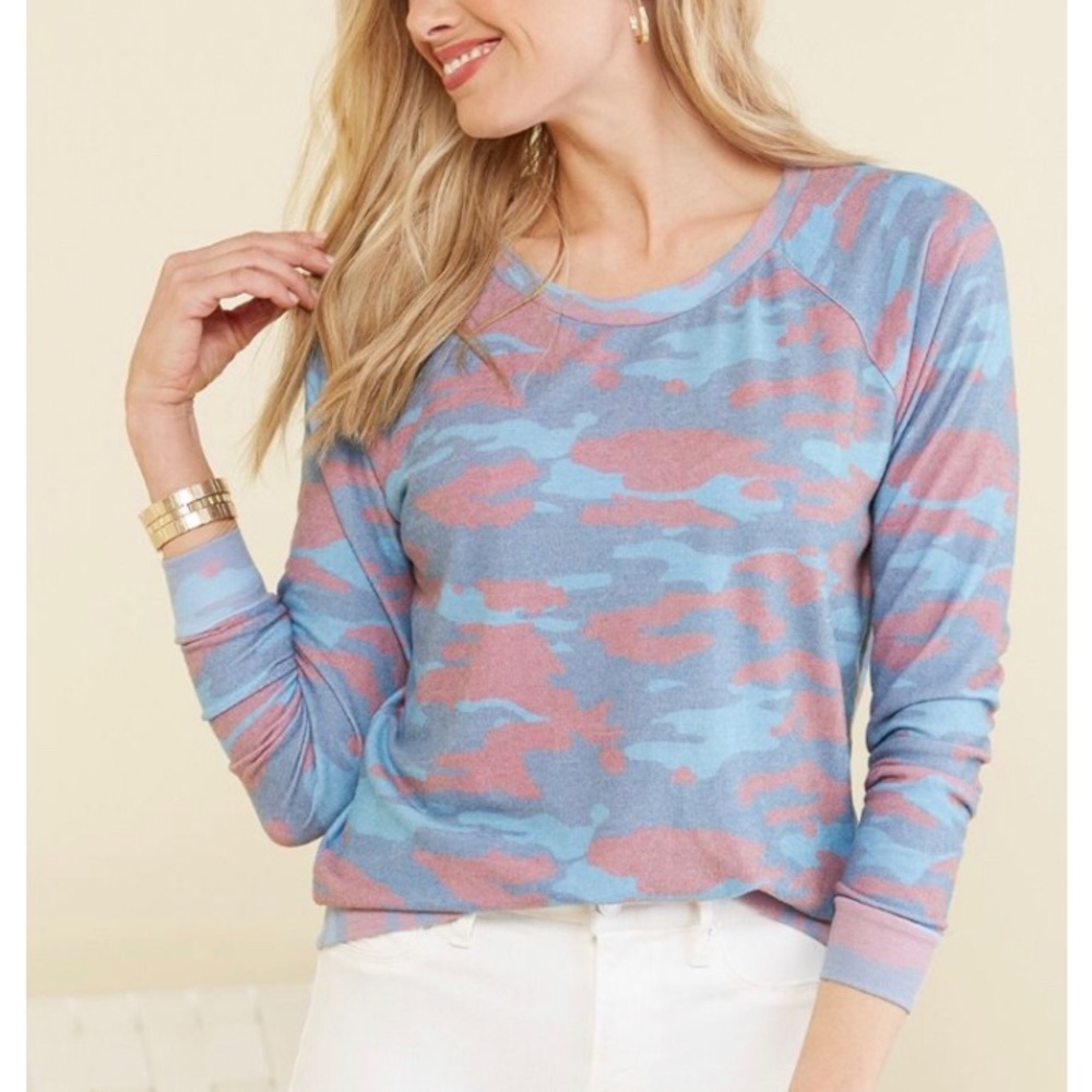 NWOT SOL ANGELES BLUE CAMO PULLOVER SWEATSHIRT